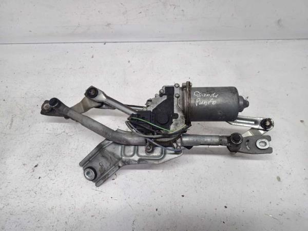 MOTEUR D ESSUIE GLACE FIAT GRANDE PUNTO - Vue 2